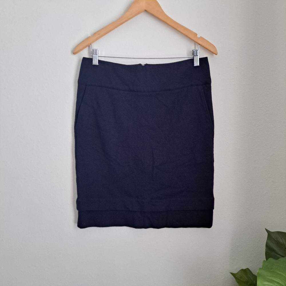 CAbi Skirt Womens 6 Classic Navy Blue Solid Color Pocket Lido Workwear Straight
